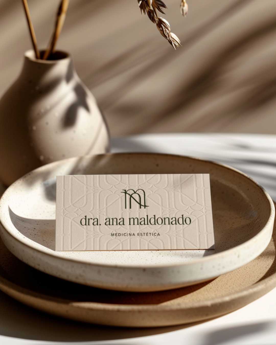 ana_maldonado_tarjeta
